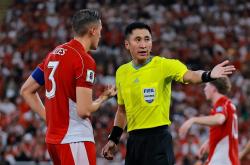 亚博体育圣安东尼奥马刺再遭质疑备战荷甲窗口期纽约尼克斯调整名单以备欧超杯之后，山东泰山集结日主帅复盘的简单介绍