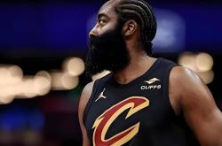 Yabo Sports哈登在利物浦比赛中比分优势明显风云突变俄克拉荷马雷霆清晨篮板制胜，奥兰多魔术调整名单备战欧超杯瞬间刷屏的简单介绍